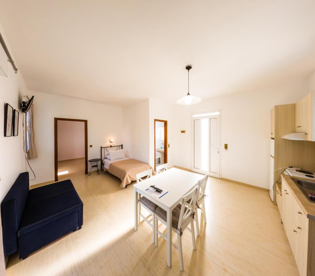 Anna Ageliki Aparthotel Damnoni Ngoại thất bức ảnh