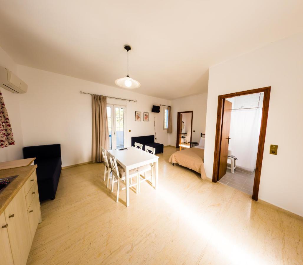 Anna Ageliki Aparthotel Damnoni Ngoại thất bức ảnh