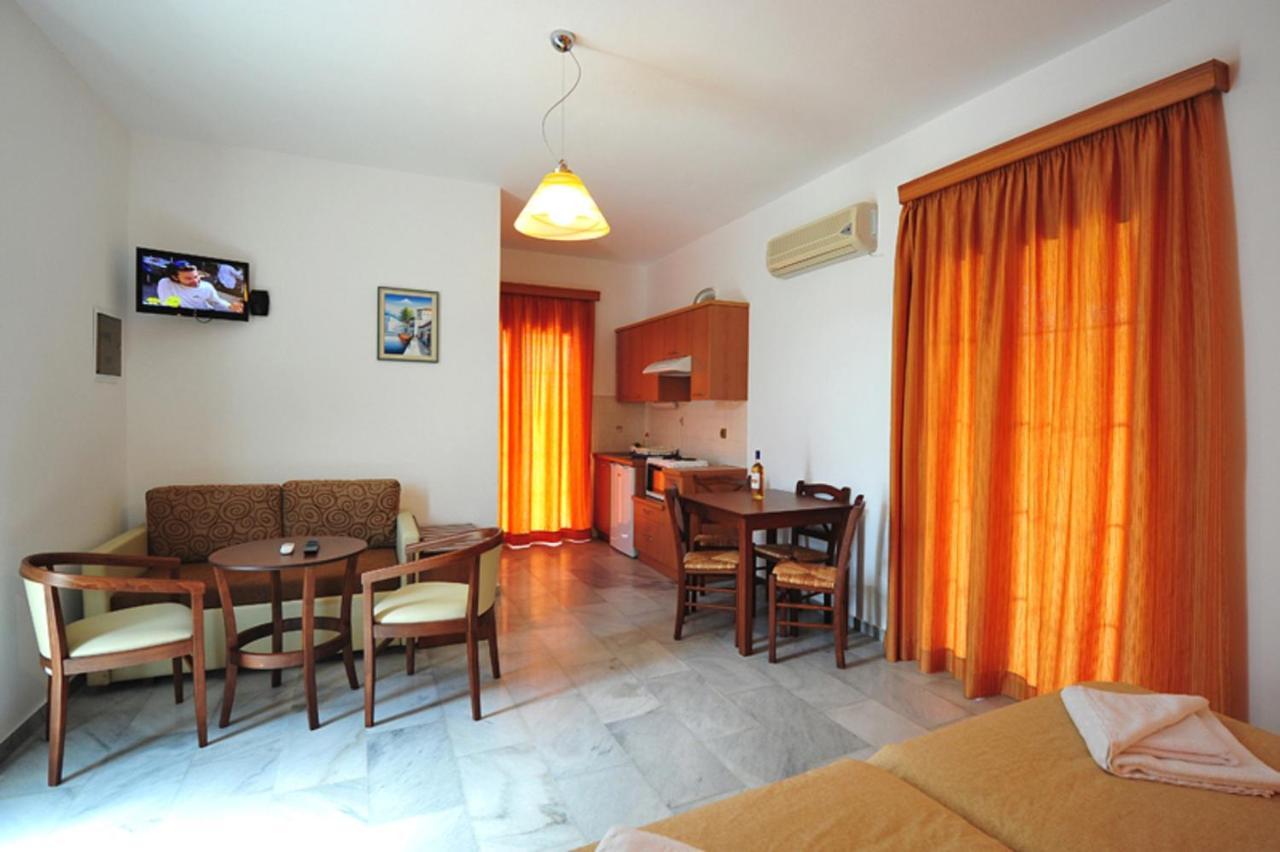 Anna Ageliki Aparthotel Damnoni Ngoại thất bức ảnh