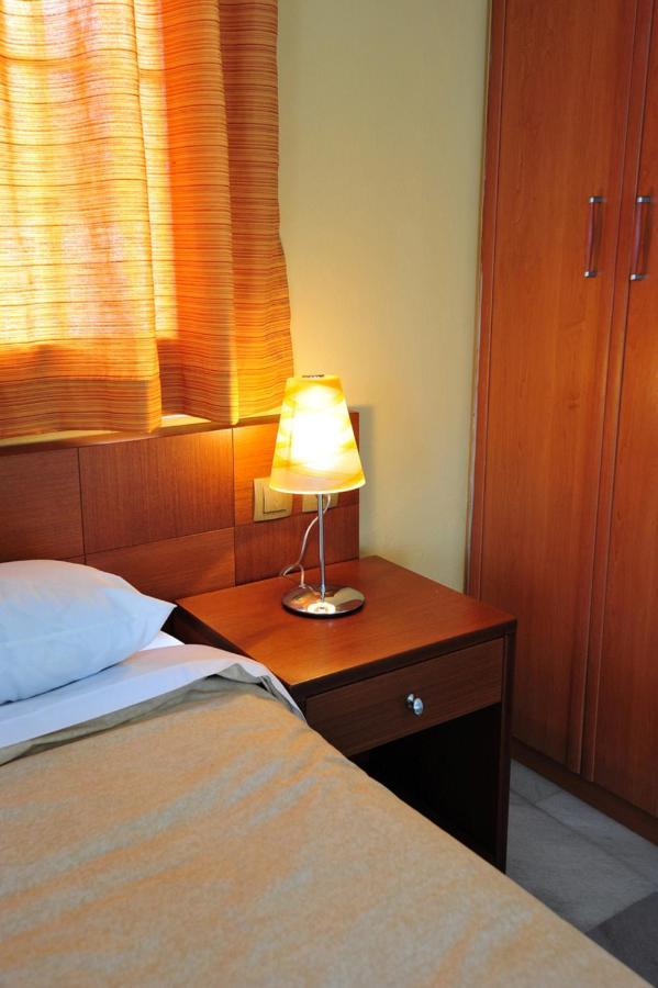 Anna Ageliki Aparthotel Damnoni Ngoại thất bức ảnh