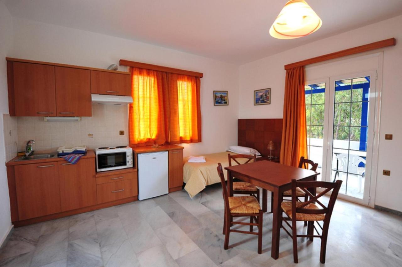 Anna Ageliki Aparthotel Damnoni Ngoại thất bức ảnh