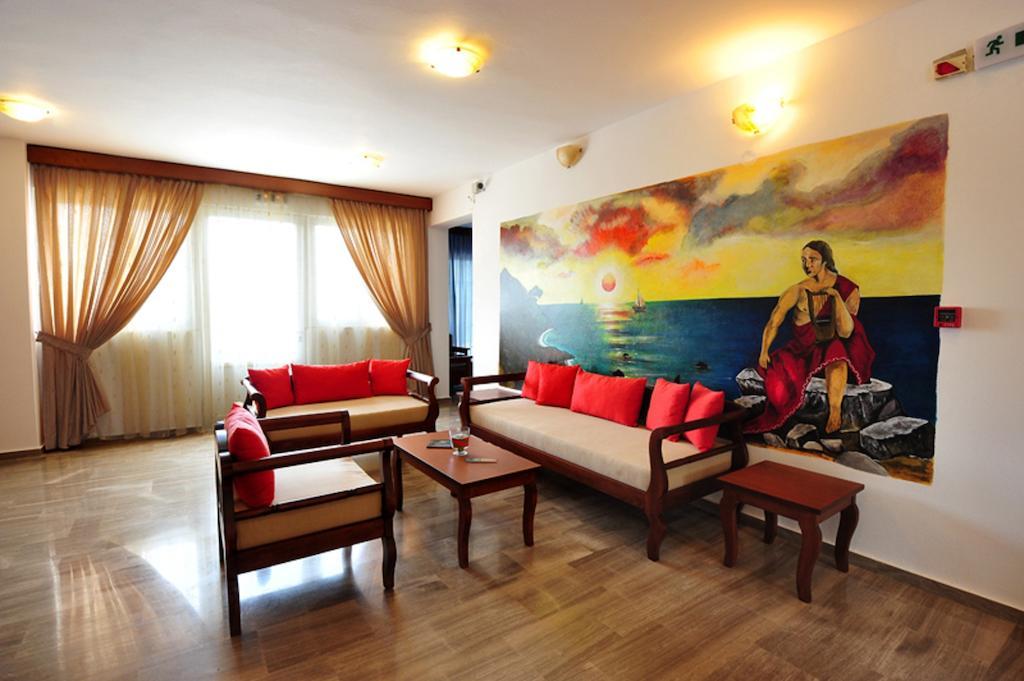Anna Ageliki Aparthotel Damnoni Ngoại thất bức ảnh