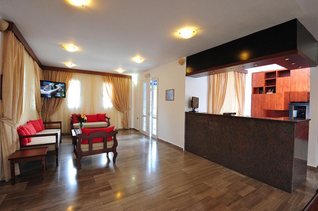 Anna Ageliki Aparthotel Damnoni Ngoại thất bức ảnh